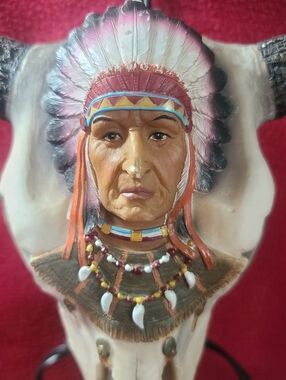 Indian Chief Native American World Of Wonders DWK 2012 Lamp Beautiful Lighting